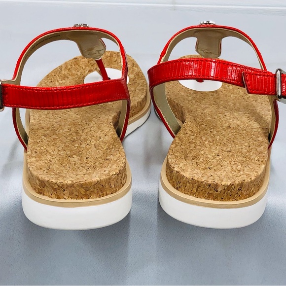 NIB Kelly & Katie Red Sandals - Picture 5 of 16